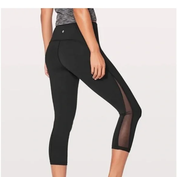 lululemon athletica Black Mesh Panel Leggings - Picture 1 of 11